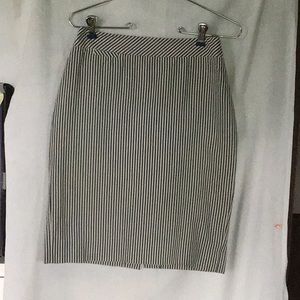 Jcrew  women’s  size2  pencil skirt